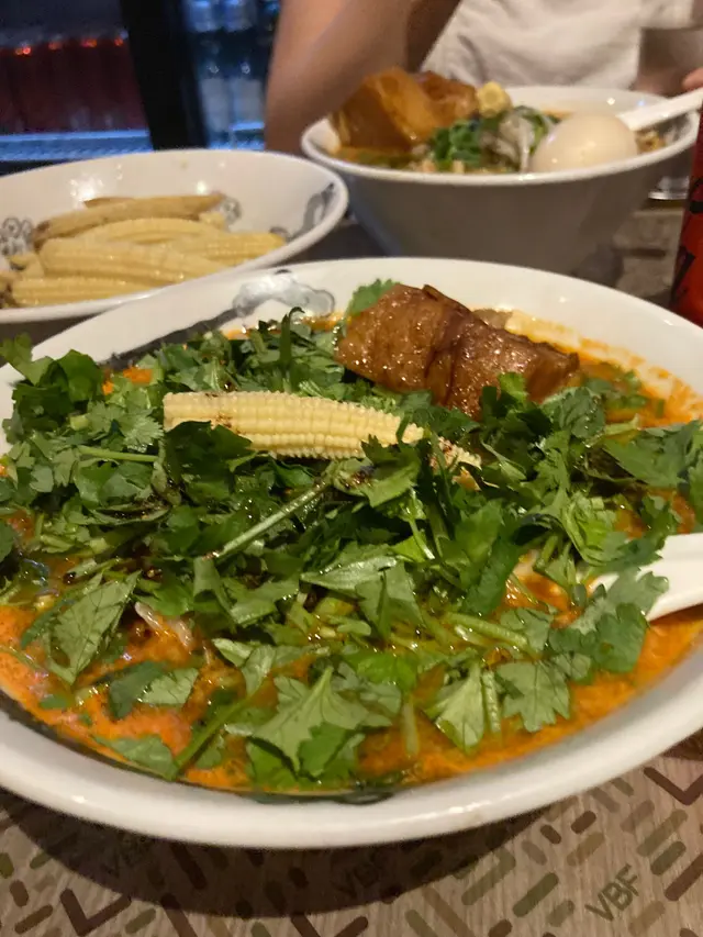 莞荽辣麻味噌拉麵