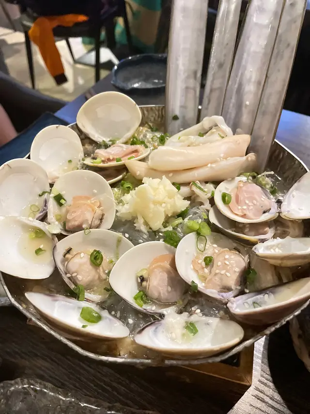 蒜蓉粉絲海鮮鍋