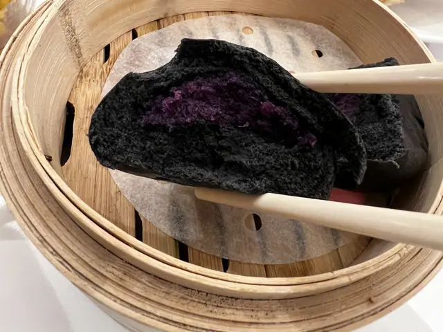 黑白紫薯小豬豬