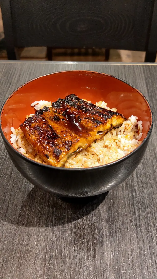 鰻魚丼
