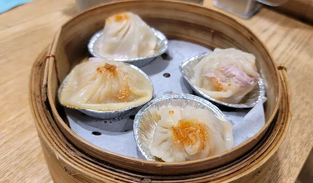 多汁蟹籽小籠包