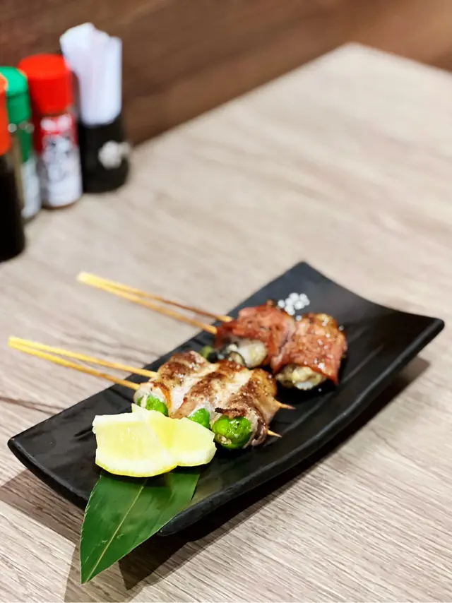 煙肉蠔卷串&豚肉青椒串