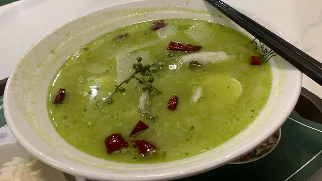 生魚片份量少到睇唔到