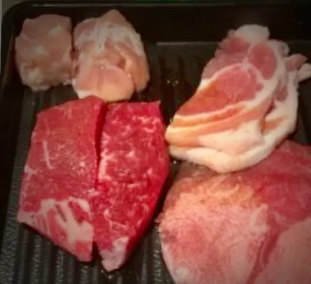 牛舌,和牛肩脊肉,雞,豬