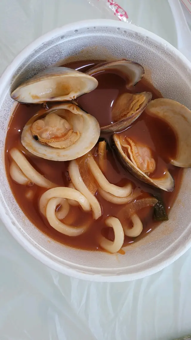 好味推介，卜卜蜆都有大約10隻