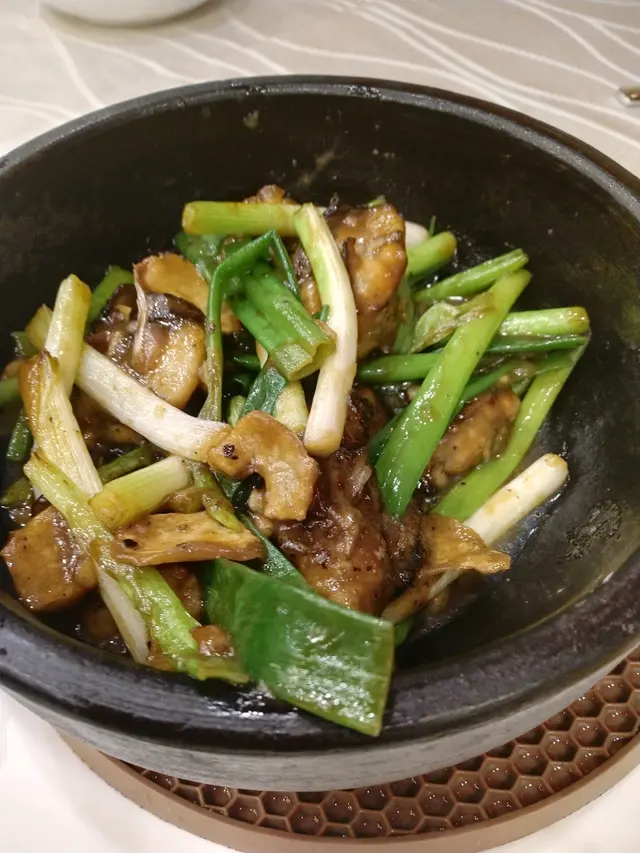 黑椒薑蔥蠔煲