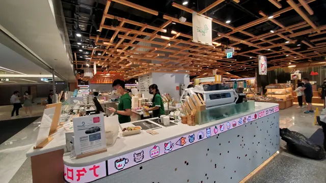 全部未瞓醒咁服務