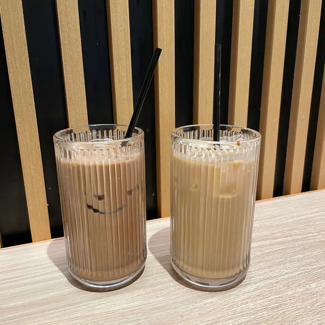 玫瑰拿鐵   &  摩卡