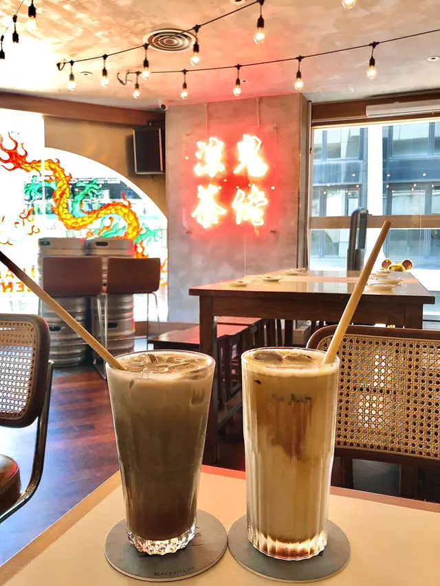 雲呢拿棕樹糖冰咖啡🧊 焙茶朱古力🍫