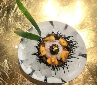 海膽.白蝦.魚子醬.金箔