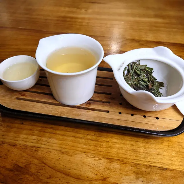 口感輕柔清甜飲落帶微微花香