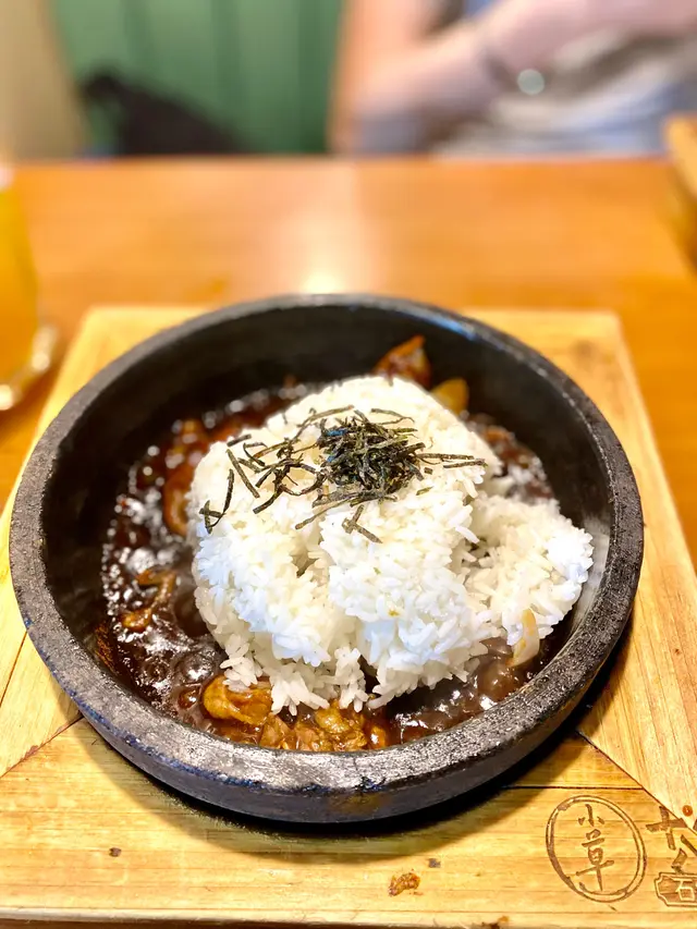 黑椒味噌封門牛柳石鍋飯