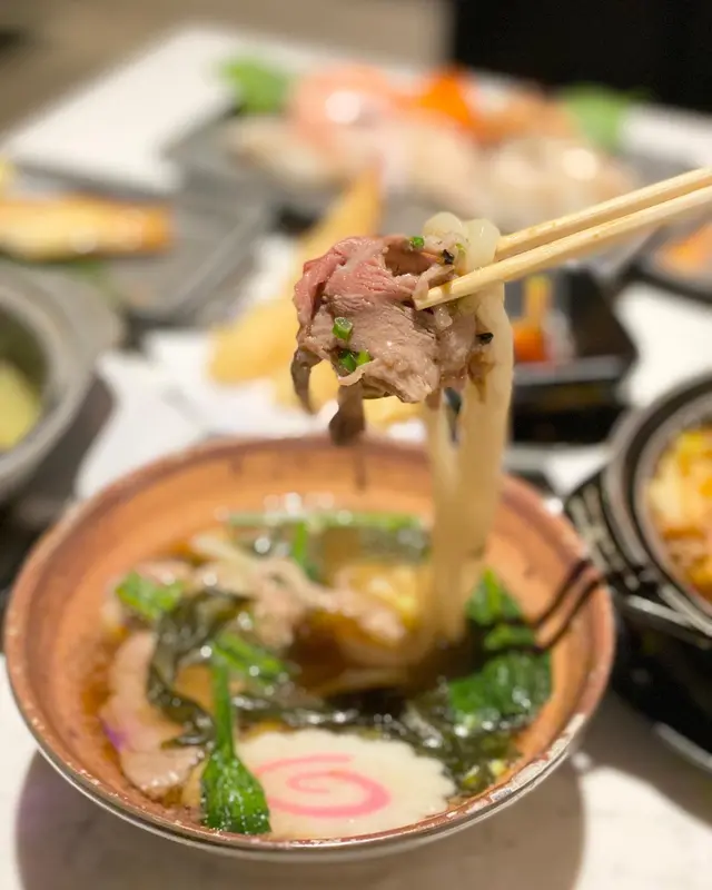 牛肉湯烏冬