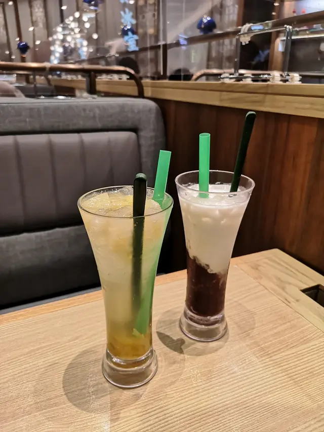 菠蘿柚子冰 + 紅豆冰