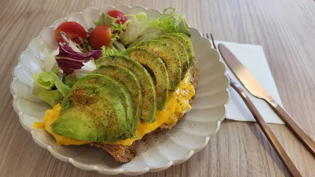 Scrambled Egg Avocado Toast