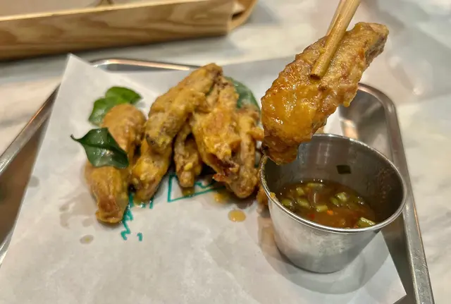 泰式鹹蛋黃單骨雞翼