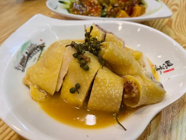 藤香雞（客飯餐）