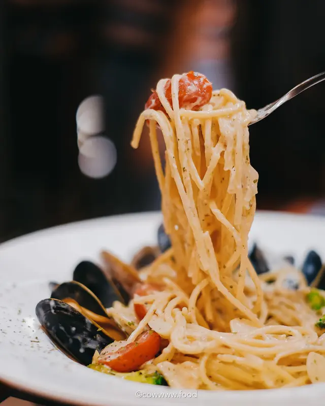 藍青口蒜香白酒忌廉汁意粉