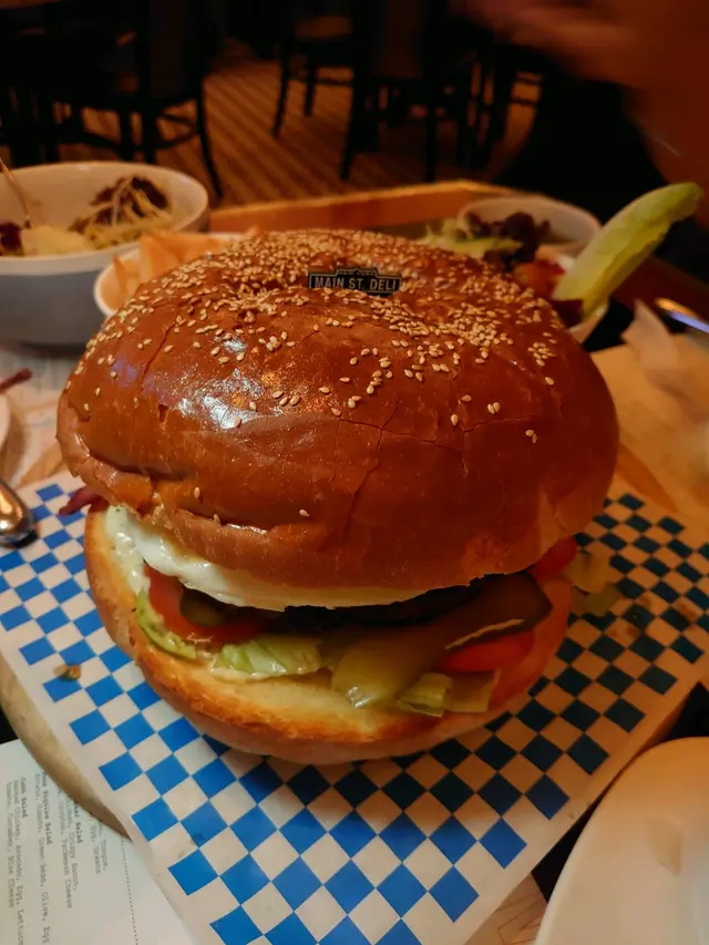 Moster Burger