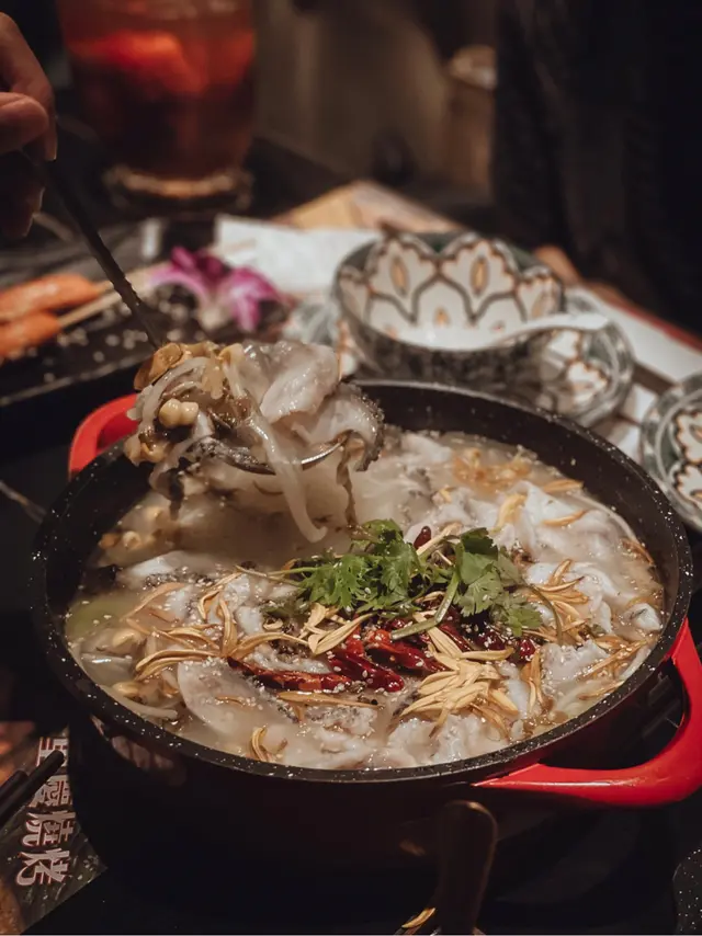 冷鍋酸菜魚