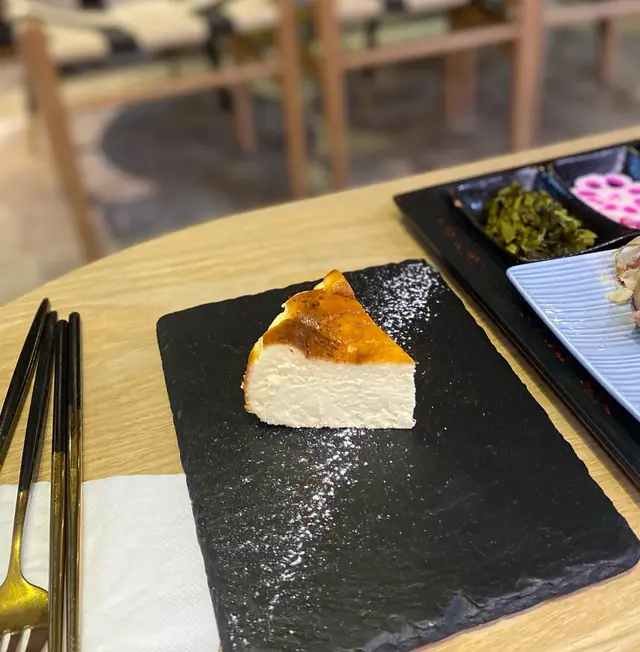 巴斯克焦香芝士蛋糕
