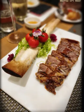 香醋脆皮牛肋骨