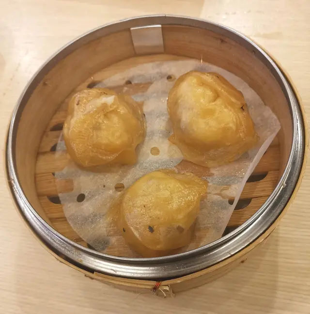 虎松茸魔鬼魚餃