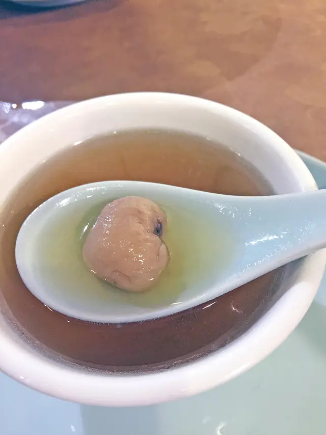 原鼎燉龍利葉青欖柑桔黑毛豚肉湯