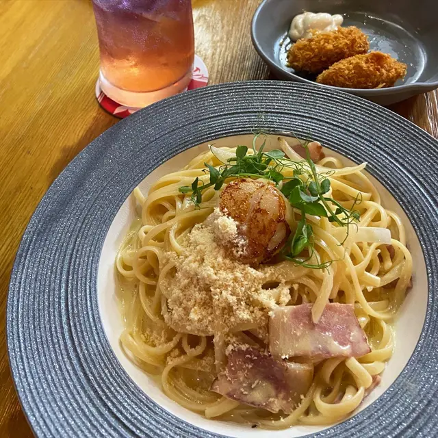 芝士香煎珍寶帶子卡邦尼扁意粉