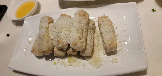 最愛甜品，去到邊間餐廳都好，一有呢個餸就要叫至少一碟啦，因為唔係成日食到，Yummy～ 