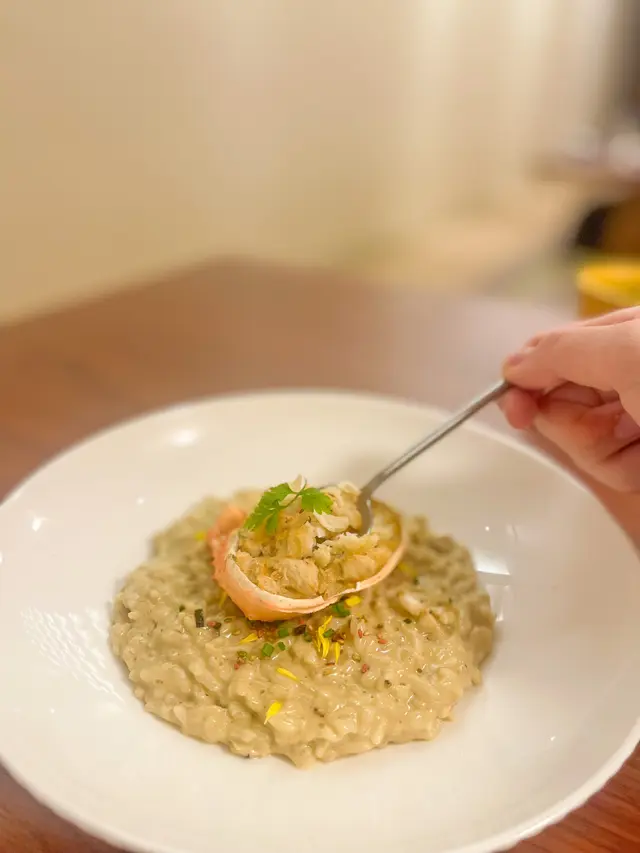 蟹肉蟹膏甲羅燒燉飯