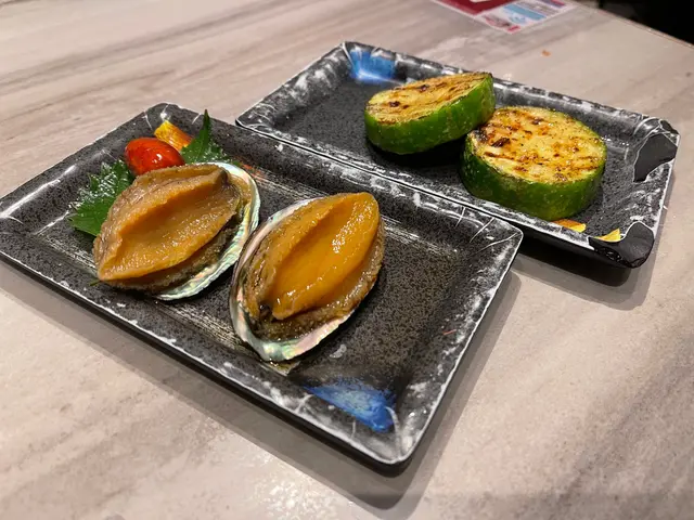 殿堂宴客醉鮑魚