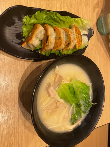 韭菜煎餃扁麵