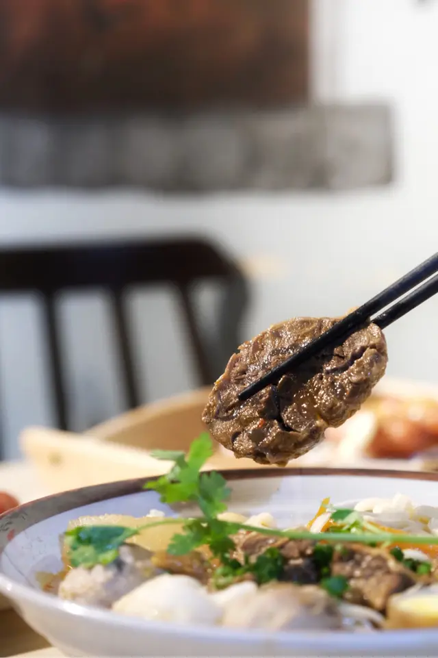 豐盛台灣牛肉湯麵