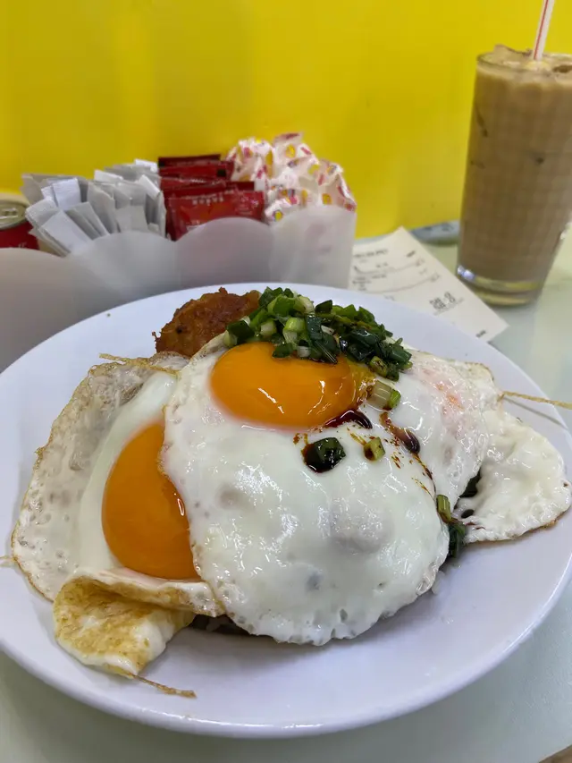 三眼仔雞扒飯