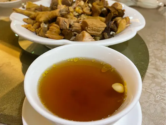 姬松茸燉響螺