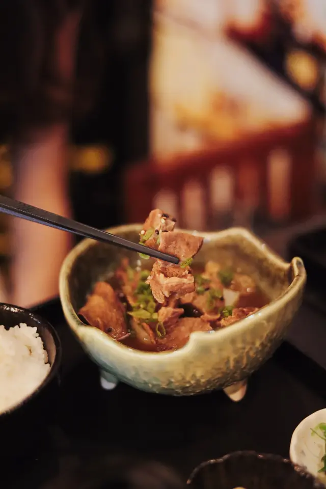 大阪土手燒牛舌飯