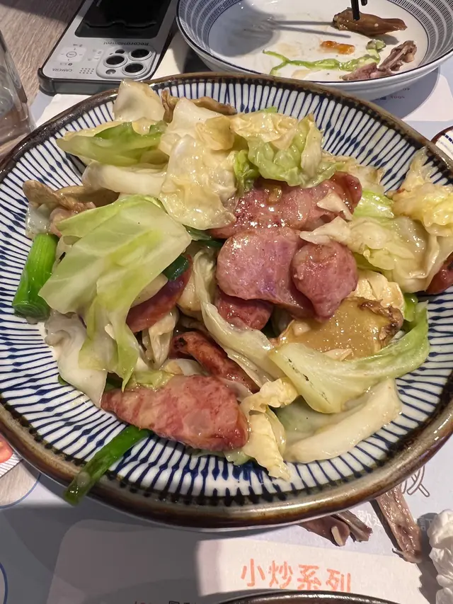 台灣腸炒高麗菜