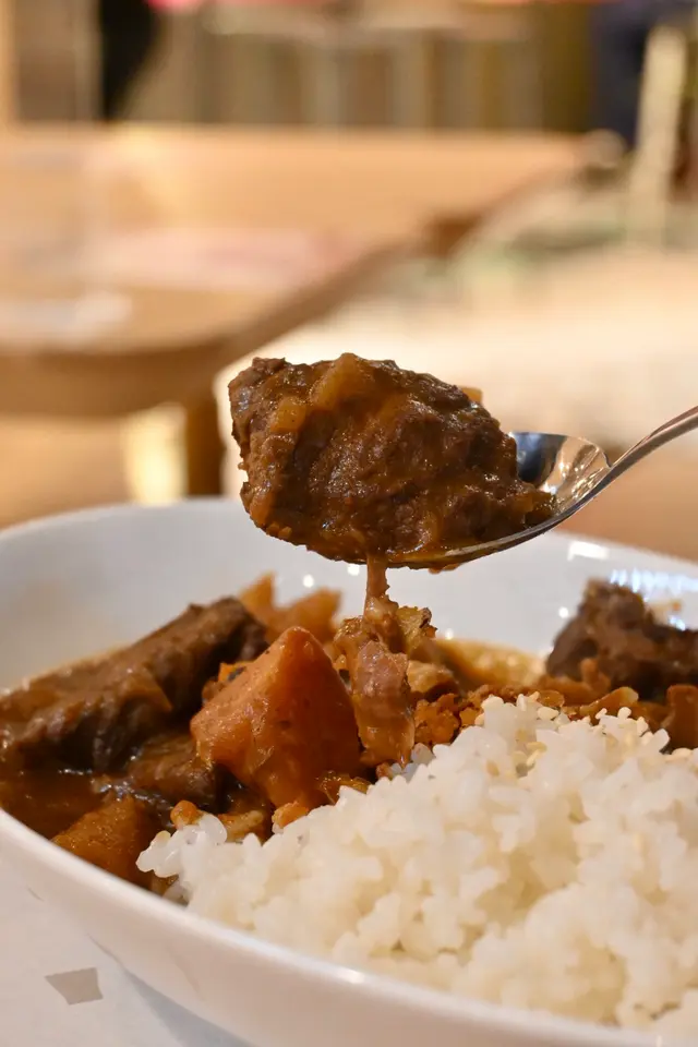 濃香牛肉野菌咖哩