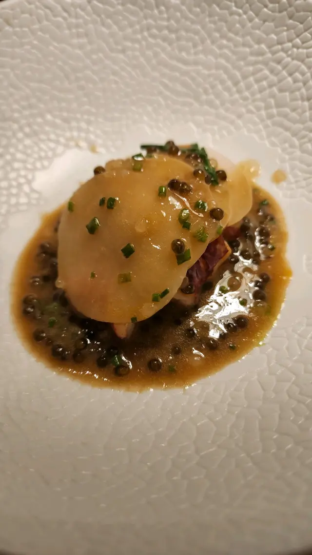 藍龍蝦配日本大根