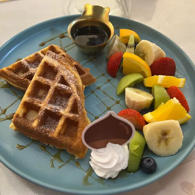 香脆的窩夫,個人覺得可多加點不同醬料