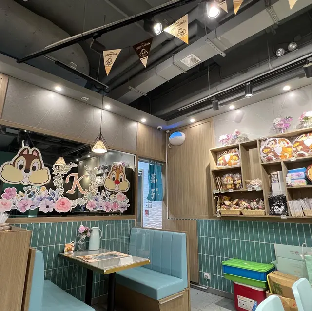 全店Chip&Dale裝飾很可愛