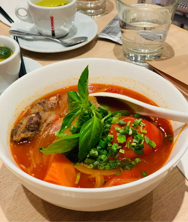 蕃茄牛腩湯檬