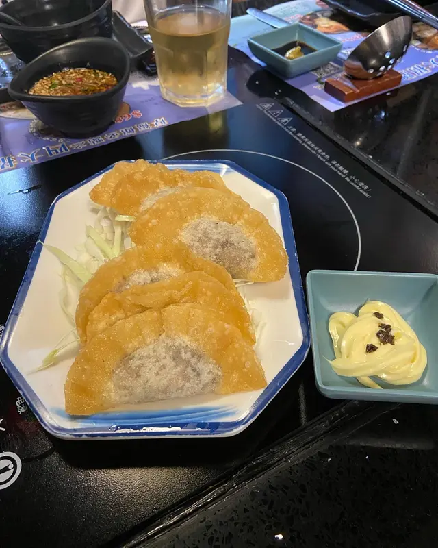 炸黑松露餃