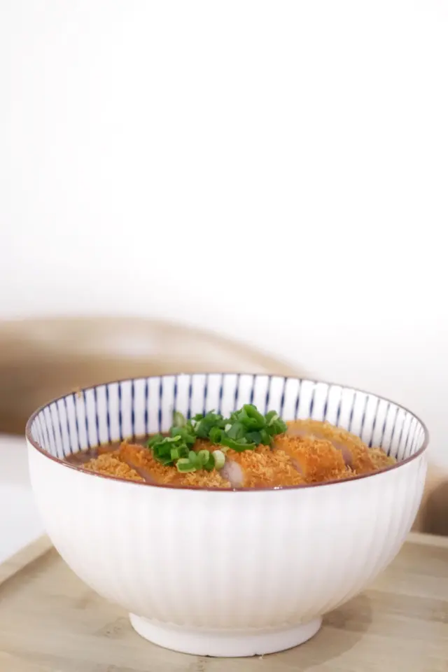 日式炸豬扒咖喱烏冬