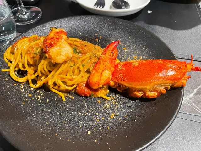 手做意大利幼麵配波士頓龍蝦