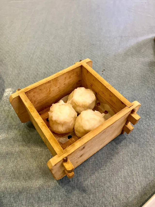 流心鵪鶉蛋燒賣