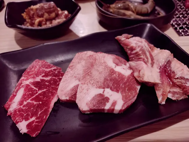 薄切牛小排、厚切牛舌、牛側腹橫肌