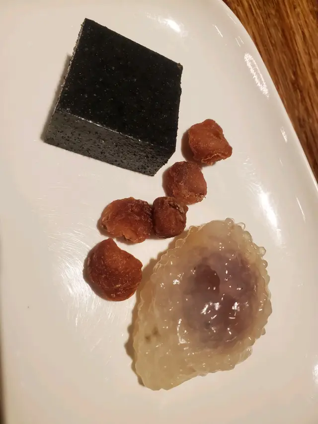 芝麻糕配西米糕