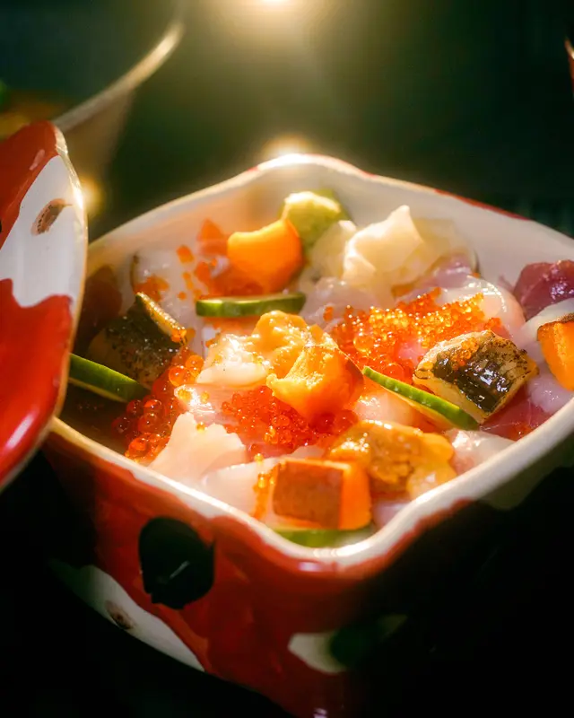 特選海鮮丼